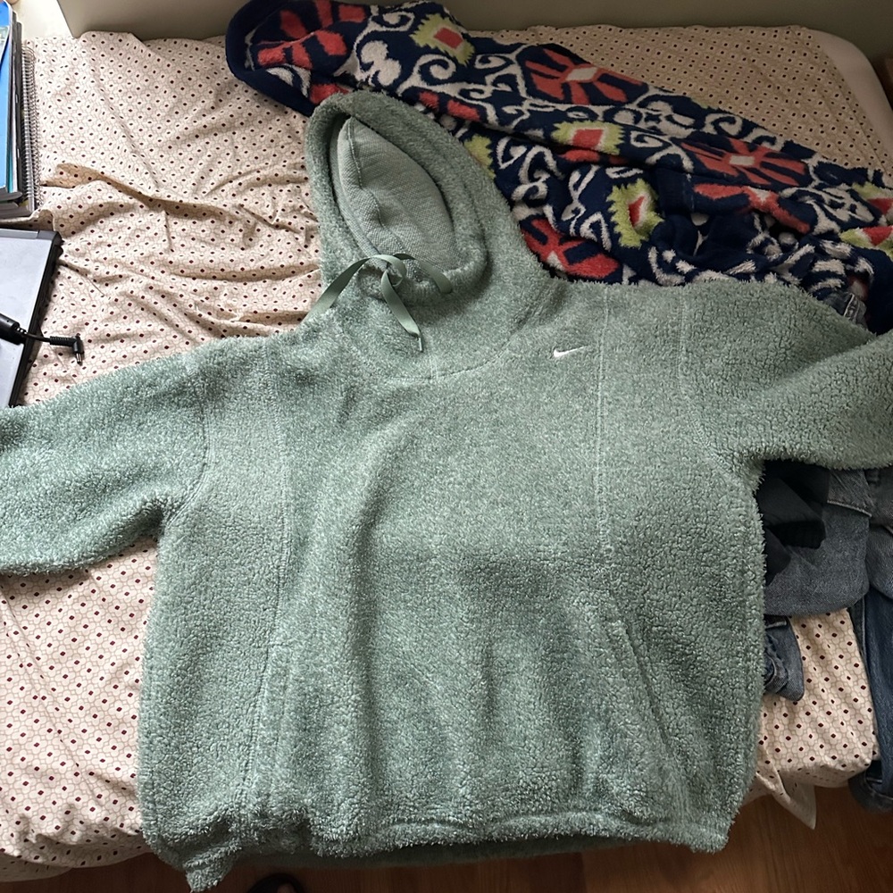 Nike Men's Soft Green Fleece hoodie